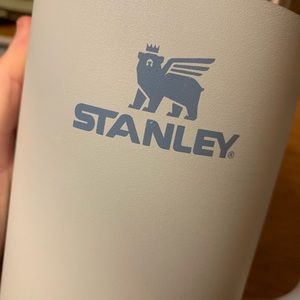 Stanley 40 oz tumbler!